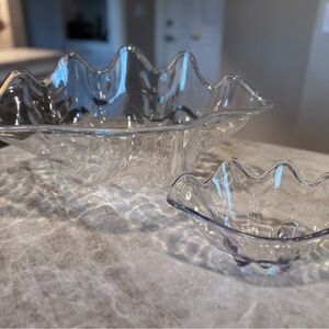 Vintage lucite large clam shell serving bowl and side dip/sauce bowl